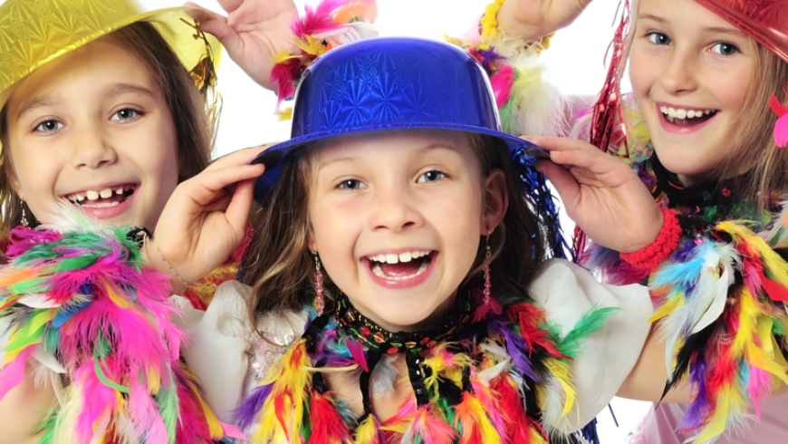 MÊS DO CARNAVAL